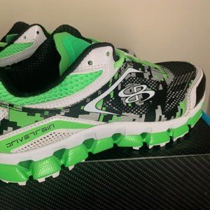 Boombah DriveTrain Turf Mens Shoes size 7